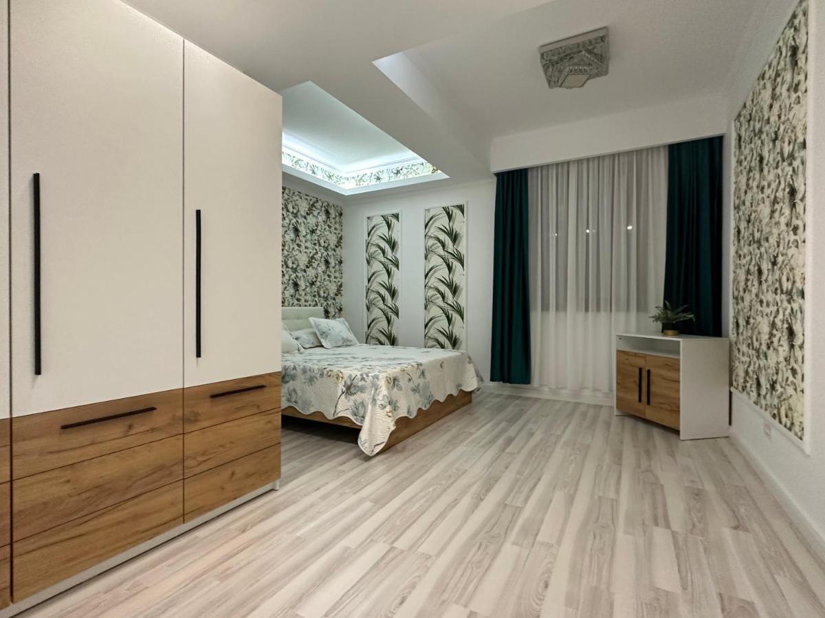 Apartment Golden Garden Luxury In Bucharest