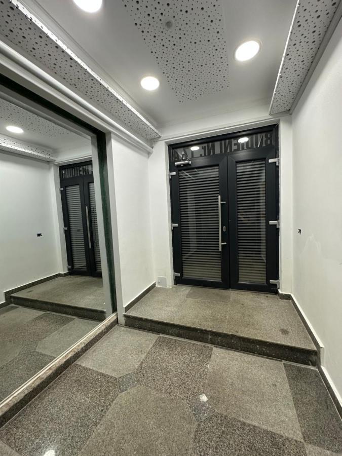 Apartment Golden Garden Luxury In Bucharest