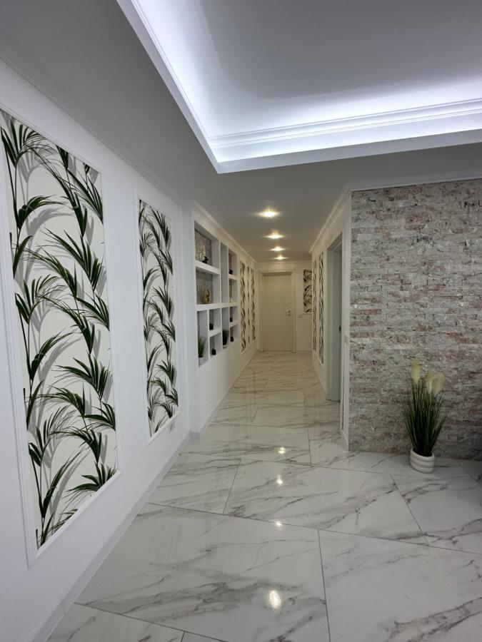 Apartment Golden Garden Luxury In Bucharest