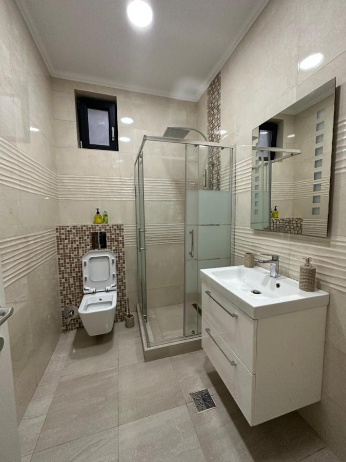 Apartment Golden Garden Luxury In Bucharest